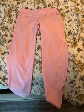 Lily Pulitzer Pink Active Cropped Yoga Pants